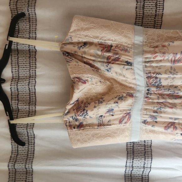 BCBG Maxazria maxi gown - Picture 2 of 8